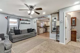 209 S Park Manor Blvd, Lebanon, MO 65536 - Photo 7