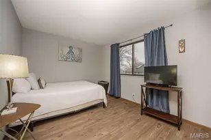 2316 Seven Pines Dr, Saint Louis, MO 63146 - Photo 15