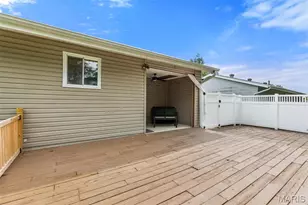 669 Green Hedge Dr, Fenton, MO 63026 - Photo 29