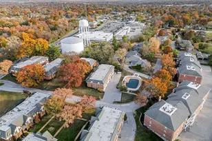 916 Claytonbrook Dr, Ballwin, MO 63011 - Photo 27