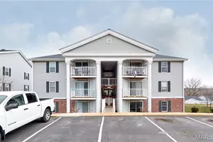 1239 Creve Coeur Crossing Ln, Chesterfield, MO 63017 - Photo 1