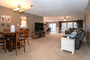 238 Autumn Rdg Dr, Cuba, MO 65453 - Photo 5