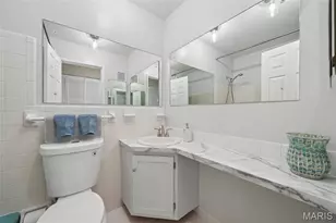 3237 Yorkchester Dr, Unincorporated, MO 63129 - Photo 15