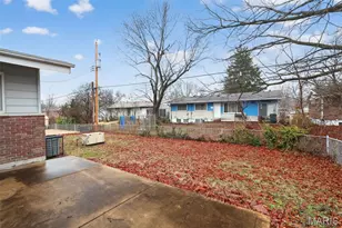 10139 Edgefield Dr, Saint Louis, MO 63136 - Photo 3