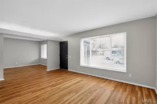 10139 Edgefield Dr, Saint Louis, MO 63136 - Photo 7