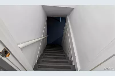 7611 Rosedale Drive, Saint Louis, MO 63121 - Photo 27