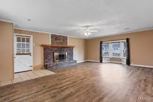 4116 Cornus Dr, Saint Louis, MO 63125 - Photo 3