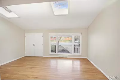 2 Seawood Court, Creve Coeur, MO 63146 - Photo 3