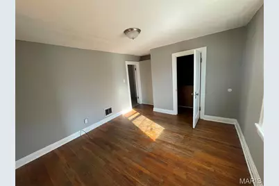 8343 Strathmore Place, Jennings, MO 63136 - Photo 19