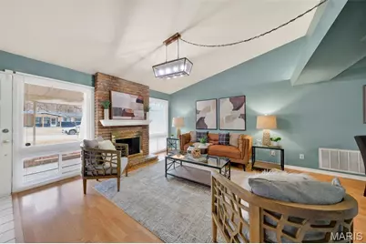 3135 Kingsley Drive, Saint Louis, MO 63033 - Photo 3