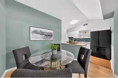 3135 Kingsley Drive, Saint Louis, MO 63033 - Photo 7