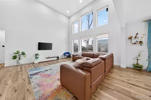 209 Haver Hill Dr, Lake Saint Louis, MO 63367 - Photo 3