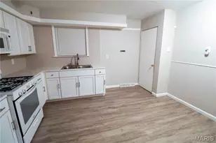 6300 Evergreen Blvd, Saint Louis, MO 63134 - Photo 7