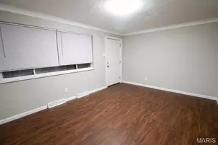 6300 Evergreen Blvd, Saint Louis, MO 63134 - Photo 3