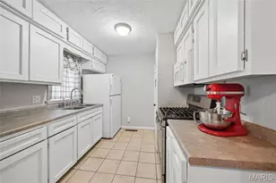 810 S 2nd St, Festus, MO 63028 - Photo 7