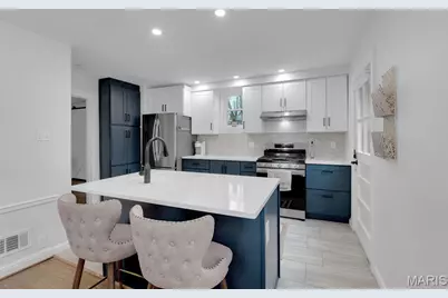 2124 Bredell Avenue, Maplewood, MO 63143 - Photo 9