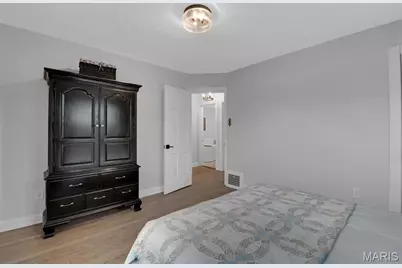 2124 Bredell Avenue, Maplewood, MO 63143 - Photo 15