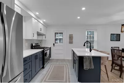 2124 Bredell Avenue, Maplewood, MO 63143 - Photo 11