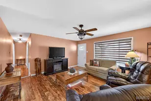 340 Woodbridge Dr, Saint Charles, MO 63303 - Photo 7