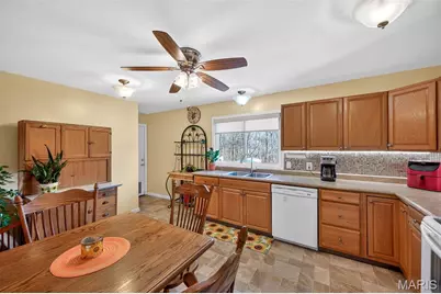 340 Woodbridge Drive, Saint Charles, MO 63303 - Photo 11