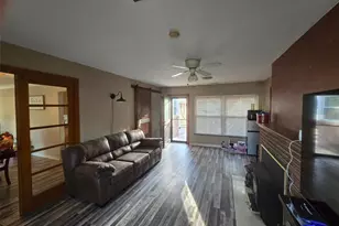 35 E Cardigan Dr, Ferguson, MO 63135 - Photo 19