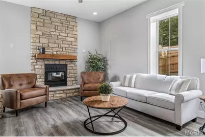 422 N 2nd Street, De Soto, MO 63020 - Photo 9