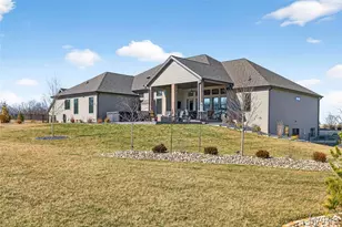 310 Lakeland Ct, Defiance, MO 63341 - Photo 9