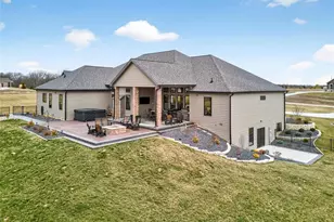 310 Lakeland Ct, Defiance, MO 63341 - Photo 11