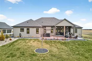 310 Lakeland Ct, Defiance, MO 63341 - Photo 9