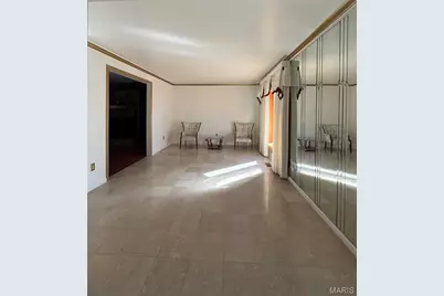 9401 Stacy Place Lane, Olivette, MO 63132 - Photo 5