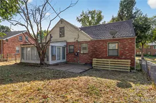 7419 Woodland Way, Pasadena Hills, MO 63121 - Photo 15