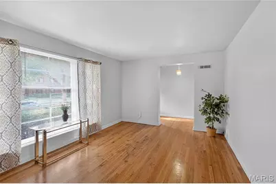 7419 Woodland Way, Pasadena Hills, MO 63121 - Photo 5