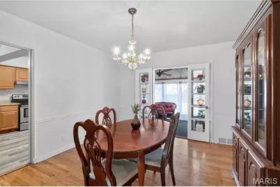 7419 Woodland Way, Pasadena Hills, MO 63121 - Photo 7