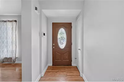 7419 Woodland Way, Pasadena Hills, MO 63121 - Photo 3