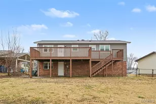 2377 Farflung Dr, Florissant, MO 63031 - Photo 15
