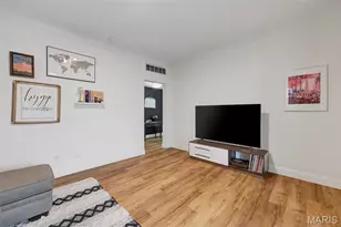 3951 Shaw Blvd, Saint Louis, MO 63110 - Photo 9