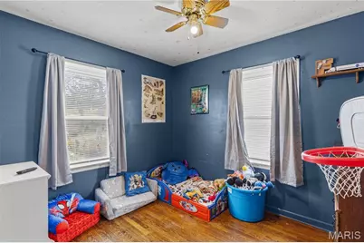 10812 Saint Francis Lane, Saint Louis, MO 63074 - Photo 13