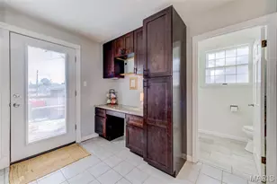 7132 Lindenwood Pl, Saint Louis, MO 63109 - Photo 19