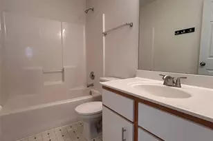 524 Elm Crossing Ct, Ballwin, MO 63021 - Photo 13