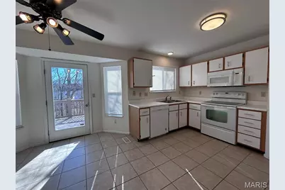 524 Elm Crossing Court, Ballwin, MO 63021 - Photo 5