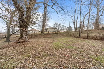 7431 Esterbrook Drive, Saint Louis, MO 63136 - Photo 27