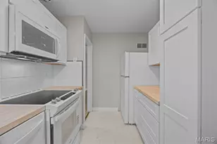 7431 Esterbrook Dr, Saint Louis, MO 63136 - Photo 11