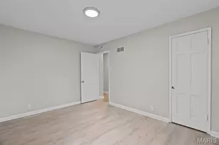 7431 Esterbrook Dr, Saint Louis, MO 63136 - Photo 17