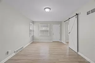 7431 Esterbrook Dr, Saint Louis, MO 63136 - Photo 9