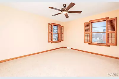 5689 Pernod Avenue, Saint Louis, MO 63139 - Photo 21