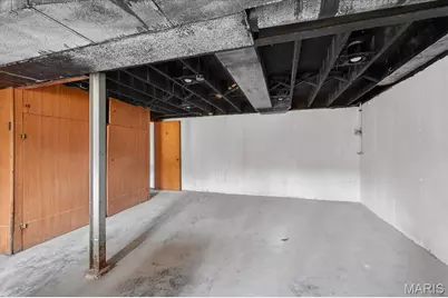 8808 Marcella Avenue, Saint Louis, MO 63121 - Photo 19