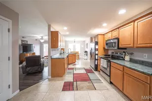 21848 Landmark Ln, Waynesville, MO 65583 - Photo 9