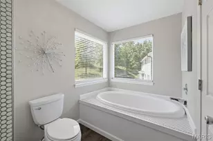 1009 Treeshade Dr, Saint Peters, MO 63376 - Photo 19