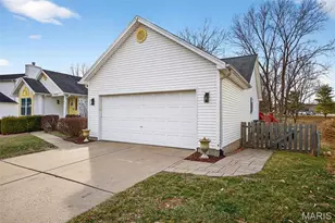 2753 Red Cedar Parc Dr, O'Fallon, MO 63368 - Photo 5