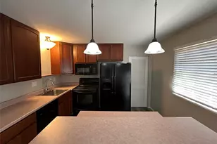 1750 Schuetz Rd, Saint Louis, MO 63146 - Photo 9